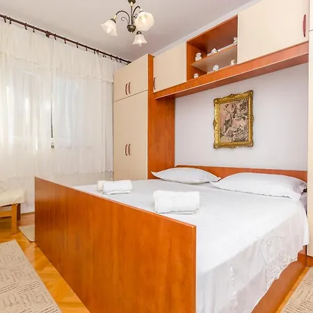 Apartment Buksa